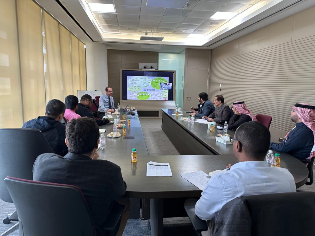 Accuris Provides Onsite Standards Leadership Training